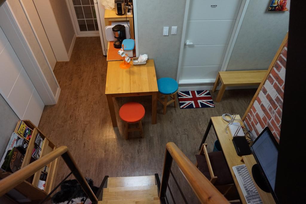 Br. Guesthouse Hongdae Seoul Exterior photo