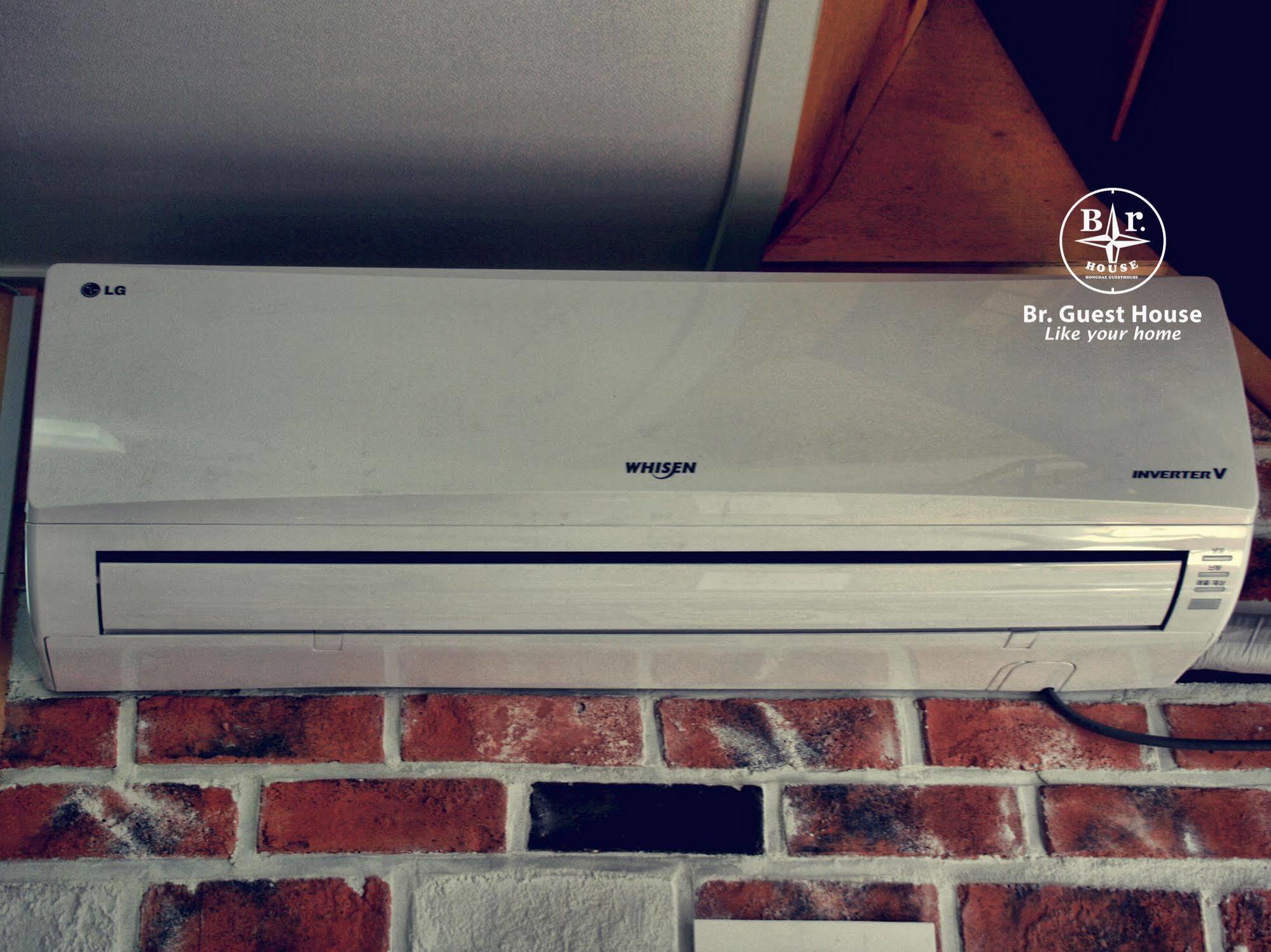 Br. Guesthouse Hongdae Seoul Exterior photo